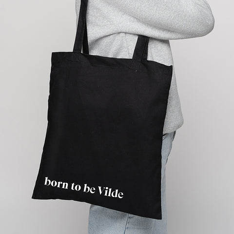 Riidest kott "born to be Vilde"